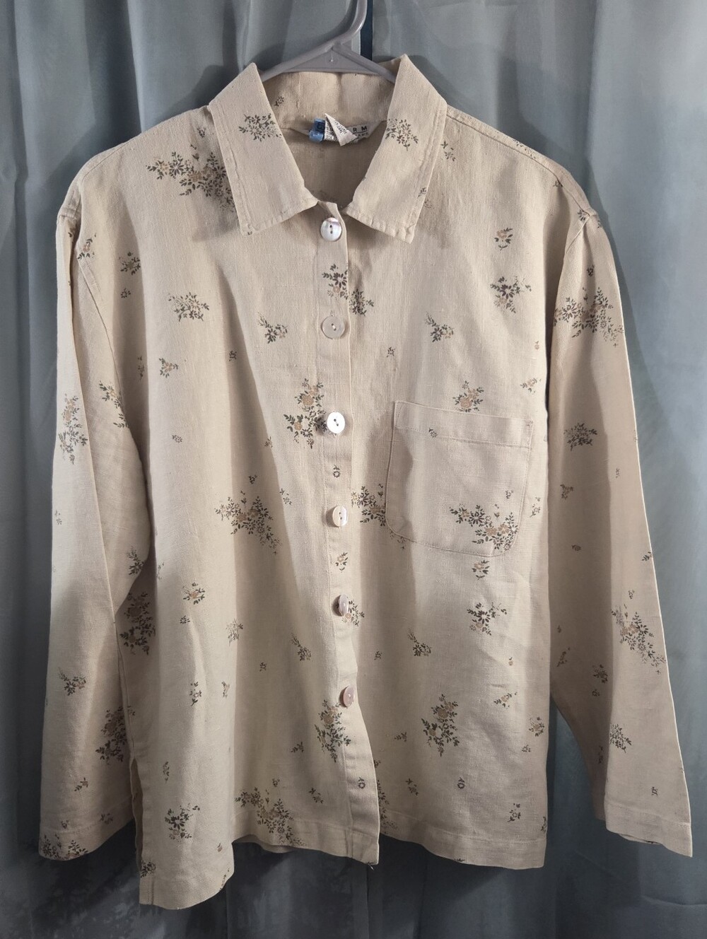 Uniform John Paul Richard Cream Floral Button-Up Shirt
